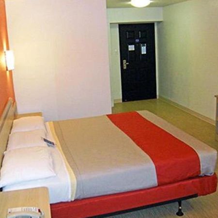 Motel 6-Pasadena, Tx Buitenkant foto